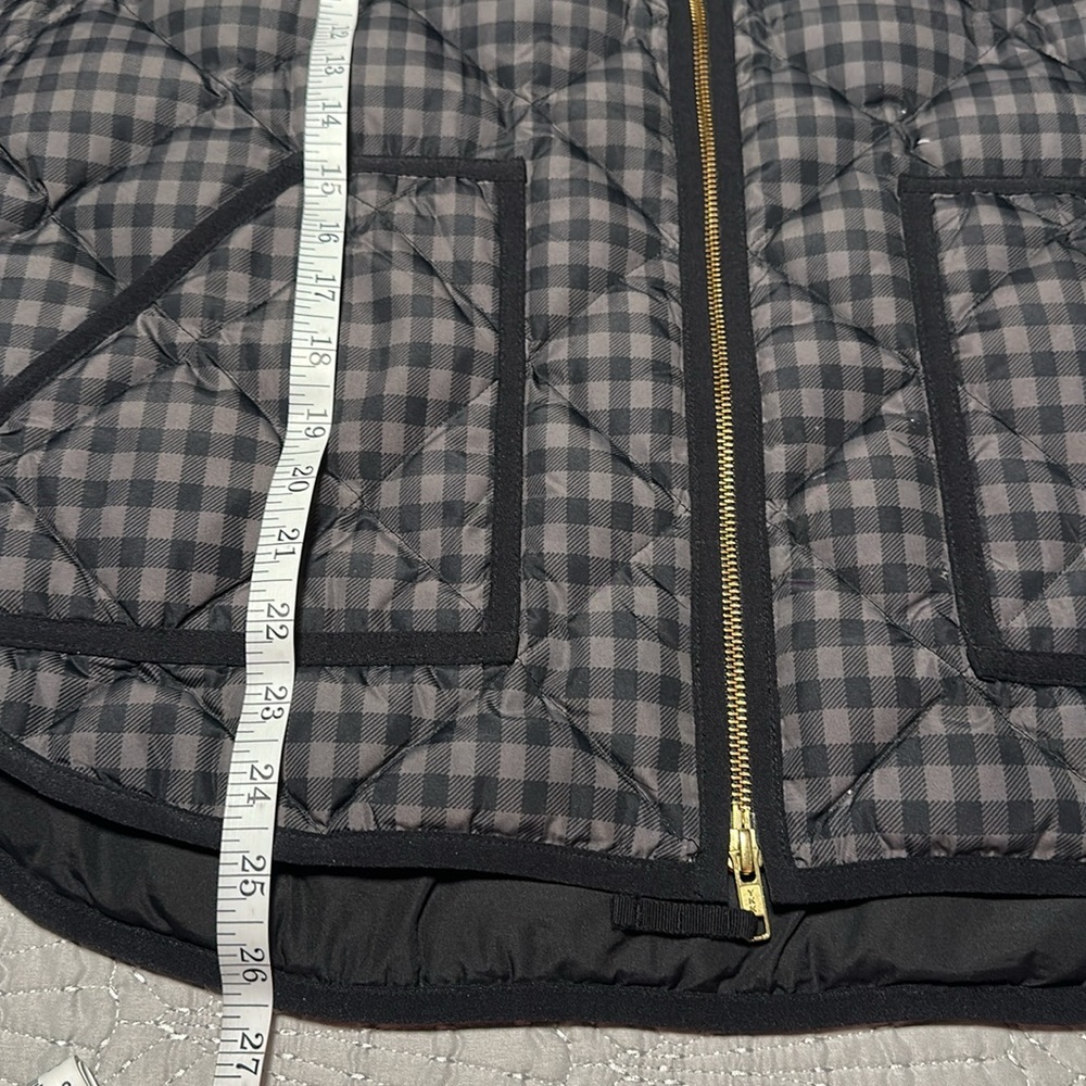 J.Crew Women’s Quilted Black and Gray Checked Vest, EUC, Size XL - Picture 8 of 9